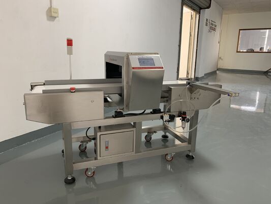 Metal Detector in Food Processing Industries, Industrial Metal Detector Conveyor